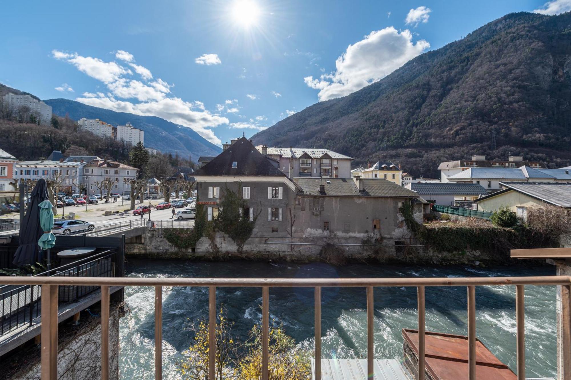 Appartement T2 "Le De Funes" Moutiers  Esterno foto